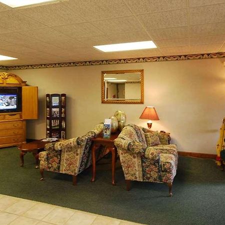 Beaver Dam Inn Интерьер фото
