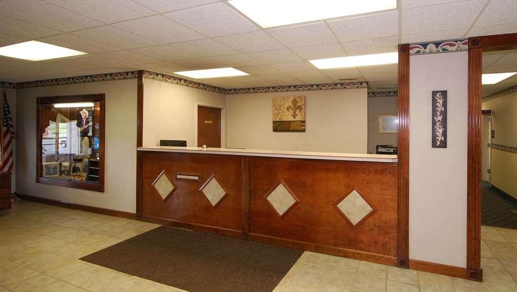 Beaver Dam Inn Интерьер фото